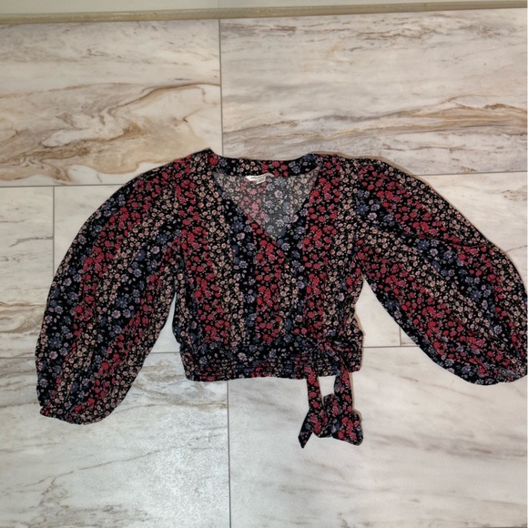 American Eagle Outfitters Black Floral Blouse - Picture 6 of 8